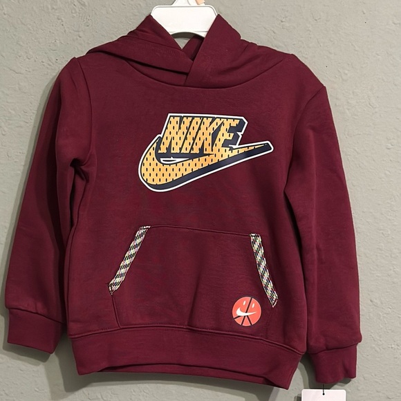NWT Nike Kids Sweatshirt Athletic Hoodie in Dark beetroot - Picture 10 of 11